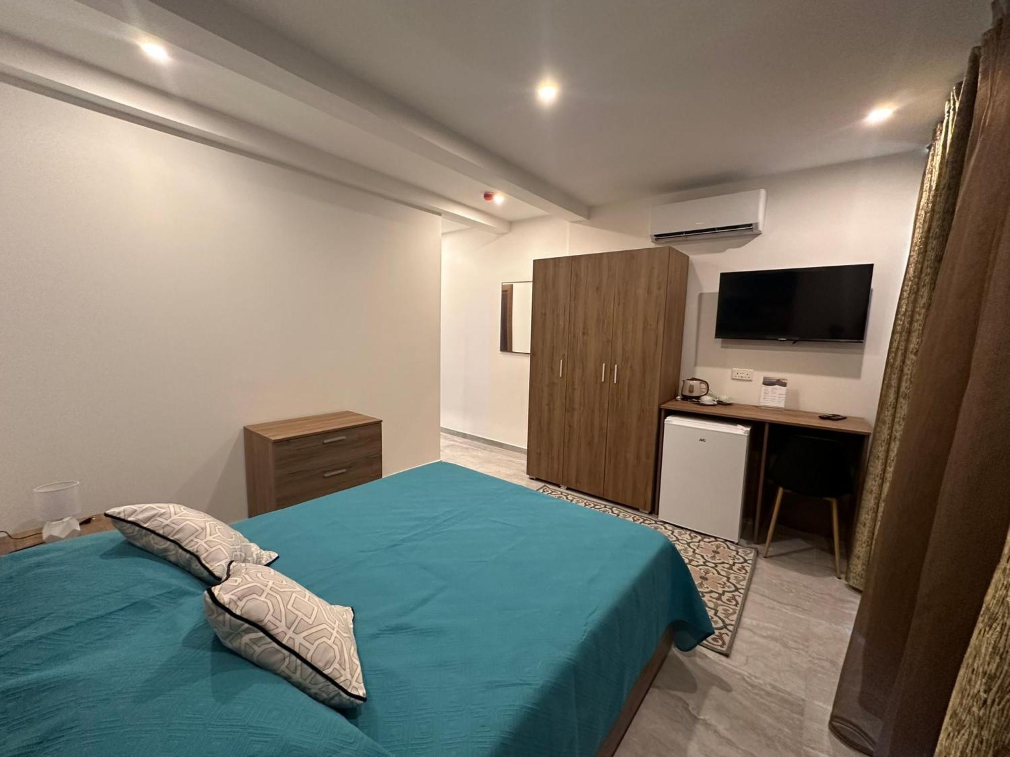 La Bella Guesthouse Saint Julian's Luaran gambar